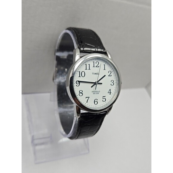 Timex Easy Reader Indiglo Silver Tone 35mm Quartz Watch Black New Battery WR 30M - Picture 3 of 13